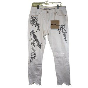 Rock & Indigo NWT Woman's Embroidered Raw Hem Straight Jeans